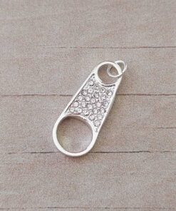 DIJE DE ACERO BLANCO CIERRE CON STRASS BLANCO. MEDIDAS 10 X 24 MM