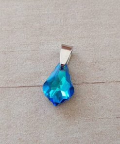 DIJE DE ACERO LAGRIMA 16 MM X 12 MM DE ACRÍLICO TURQUESA TORNASOLADO.