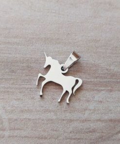 DIJE DE ACERO UNICORNIO 17 X 16 MM
