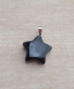 DIJE DE ACERO PIEDRA NEGRA EN FORMA DE ESTRELLA. 20 MM