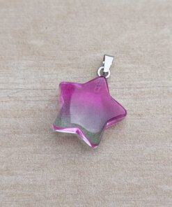 DIJE DE ACERO PIEDRA DEGRADE DE FUCSIA A VERDE EN FORMA DE ESTRELLA. 20 MM