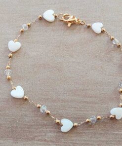 PULSERA DE ACERO DORADO FORCET CON CORAZONES DE NÁCAR Y BOLITAS. LARGO 19 CM