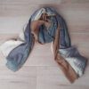 PASHMINA ESTAMPADA DESFLECADA PINCELADA CUATRO COLORES, DETALLE VISON Y BEIGE. 90 X 180 CM.