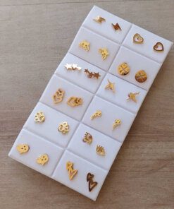BLISTER DE AROS DE ACERO DORADO FIGURA PULIDA CON ESPESOR X 12 PARES EN ALMOHADILLA EXHIBIDORA