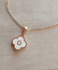 DIJE DE ACERO DORADO VAN CLEEF DE 13 MM CON INICIAL O Y CADENA ESPEJITO DE 45 CM