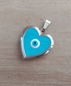 DIJE DE ACERO RELICARIO CORAZÓN ESMALTADO COLOR CELESTE CON OJITO TURCO EN EL CENTRO. TAMAÑO 22 MM