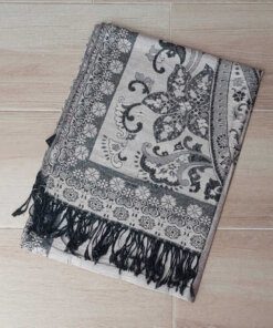 PASHMINA BÚLGARA BEIGE CON FLORES Y GUARDA DE BORDE . 70 X 180 CM.