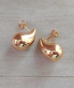 ARO DE ACERO DORADO GOTA HUECA CON FRU FRU. TAMAÑO 13 X 21 MM