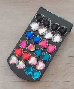 BLISTER DE AROS DE ACERO CON STRASS EN FORMA DE CORAZÓN X 12 PARES. COLORES SURTIDOS. MEDIDAS 11 X 12 MM.