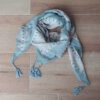 PAÑUELO DE VISCOSA ESTAMPADO FONDO GRIS CON MANDALA Y GUARDA CON RAYAS, FLECOS TRENZADOS EN LAS PUNTAS 1,1 M X 1,1 M