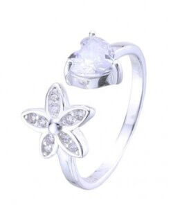 ANILLO PLATA ABIERTO CORAZÓN Y FLOR CON ZIRCONES. PESO 2.31 GRS.