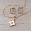 CONJUNTO DE ACERO DORADO CADENA ESPEJITO CON ARO/DIJE VAN CLEEF NÁCAR BLANCO Y STRASS EN EL CENTRO. LARGO 45 CM