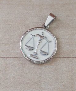 DIJE DE ACERO SIGNO ZODIACAL ESMALTADO EN BLANCO. TAMAÑO 25 MM.