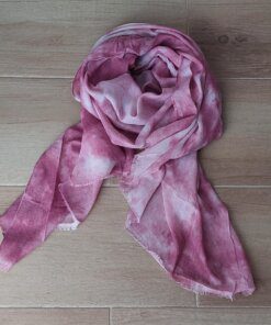 PASHMINA BATIK COLOR FUCSIA. MEDIDAS: 80 X 180