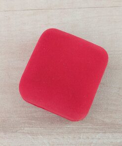 ESTUCHE PANA CUADRADO PARA UN ANILLO X UNID INTERIOR BLANCO. MEDIDAS 5.5 CM