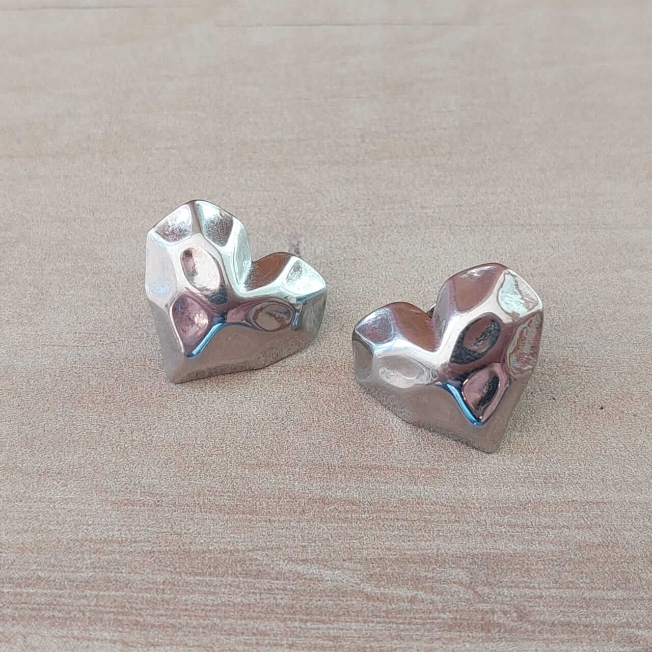 ARO DE ACERO PASANTE CORAZÓN BOMBE EFECTO PRISMA 20 MM