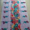 PAREO HINDÚ FONDO LILA ESTAMPADO CON FLECOS 100 X 180 CM