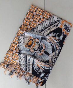 PAREO INDONESIA ESTAMPADO CON FLECOS. 100 X 180 CM.