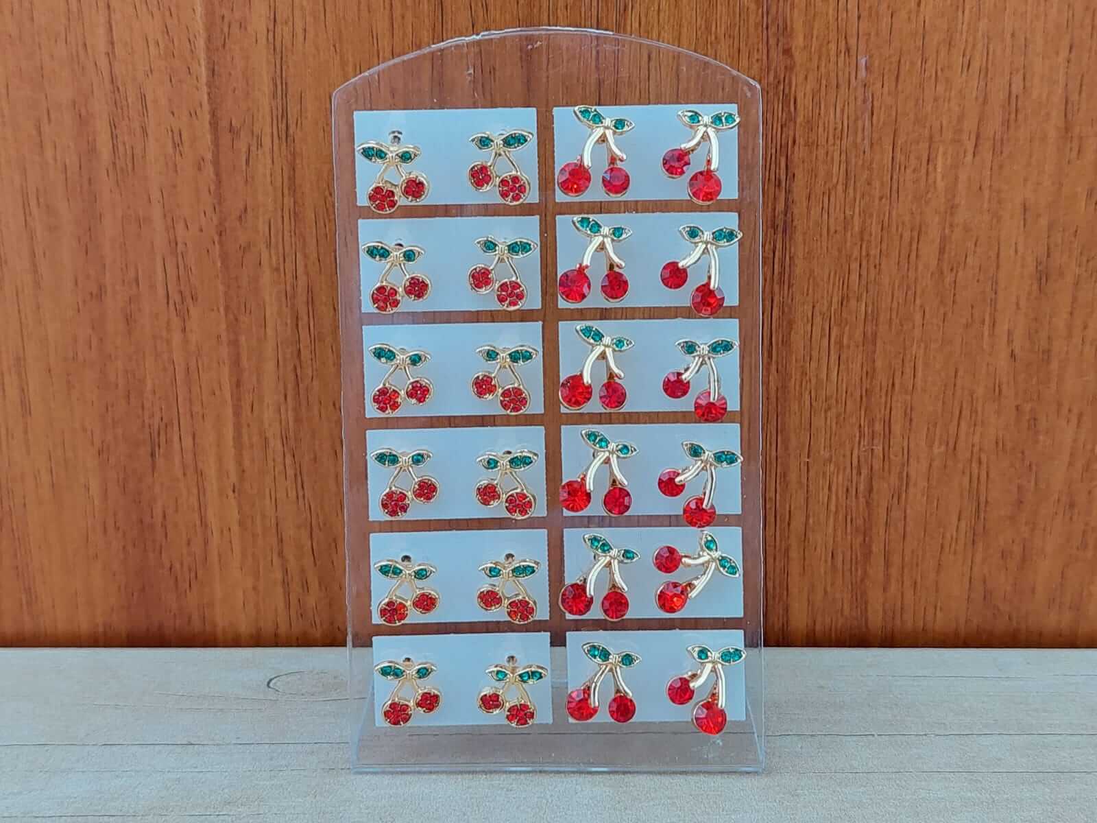 BLISTER DE AROS PASANTE DE ACERO DORADO CEREZA/GUINDA CON STRASS X 12 PARES. - Imagen 2