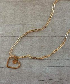 COLGANTE DE ACERO DORADO ESLABÓN FORCET 1.0 CON DIJE CORAZÓN CALADO. LARGO 44 CM + 5 CM EXT.