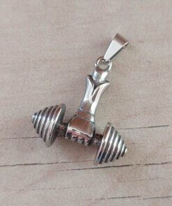 DIJE DE ACERO MANCUERNA CON BRAZO. 30 X 30 MM