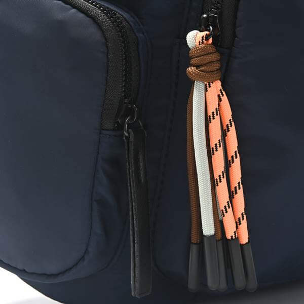 Mochila Grace puller cordones 32x30x10cm x1 u - Imagen 11