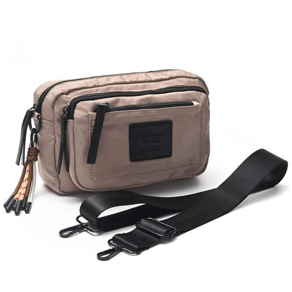 Bandolera Grace con llavero 15x24x7cm x1 u - Imagen 7