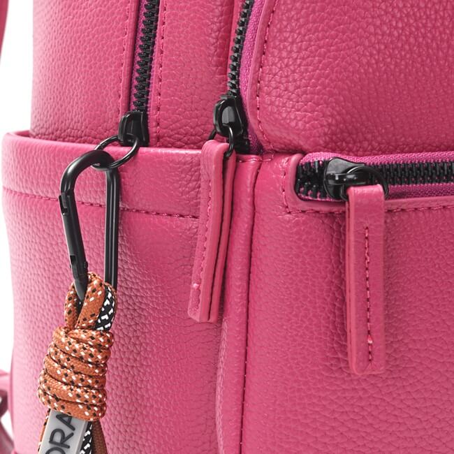 MOCHILA JET CON LLAVERO 24X29X13CM X1 U - Imagen 10