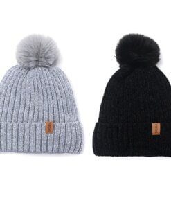 Gorro mujer con pompon interior piel x1u