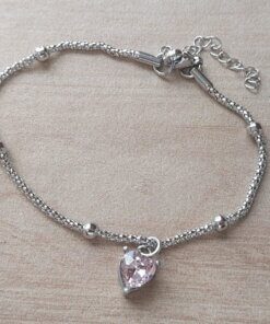 PULSERA DE ACERO MALLA CON BOLITAS Y DIJE COLGANTE CORAZÓN STRASS ROSA COLGANTE. LARGO 19,5 + 5 CM EXT.