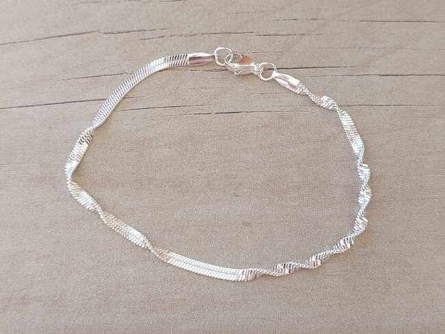 PULSERA DE ACERO BLANCA SINGAPUR TUPIDA. LARGO 19 CM