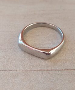 ANILLO DE ACERO SELLO RECTANGULAR. (5 X 16 MM)