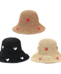 Sombrero capelina tejida con corazones simil crochet x1u