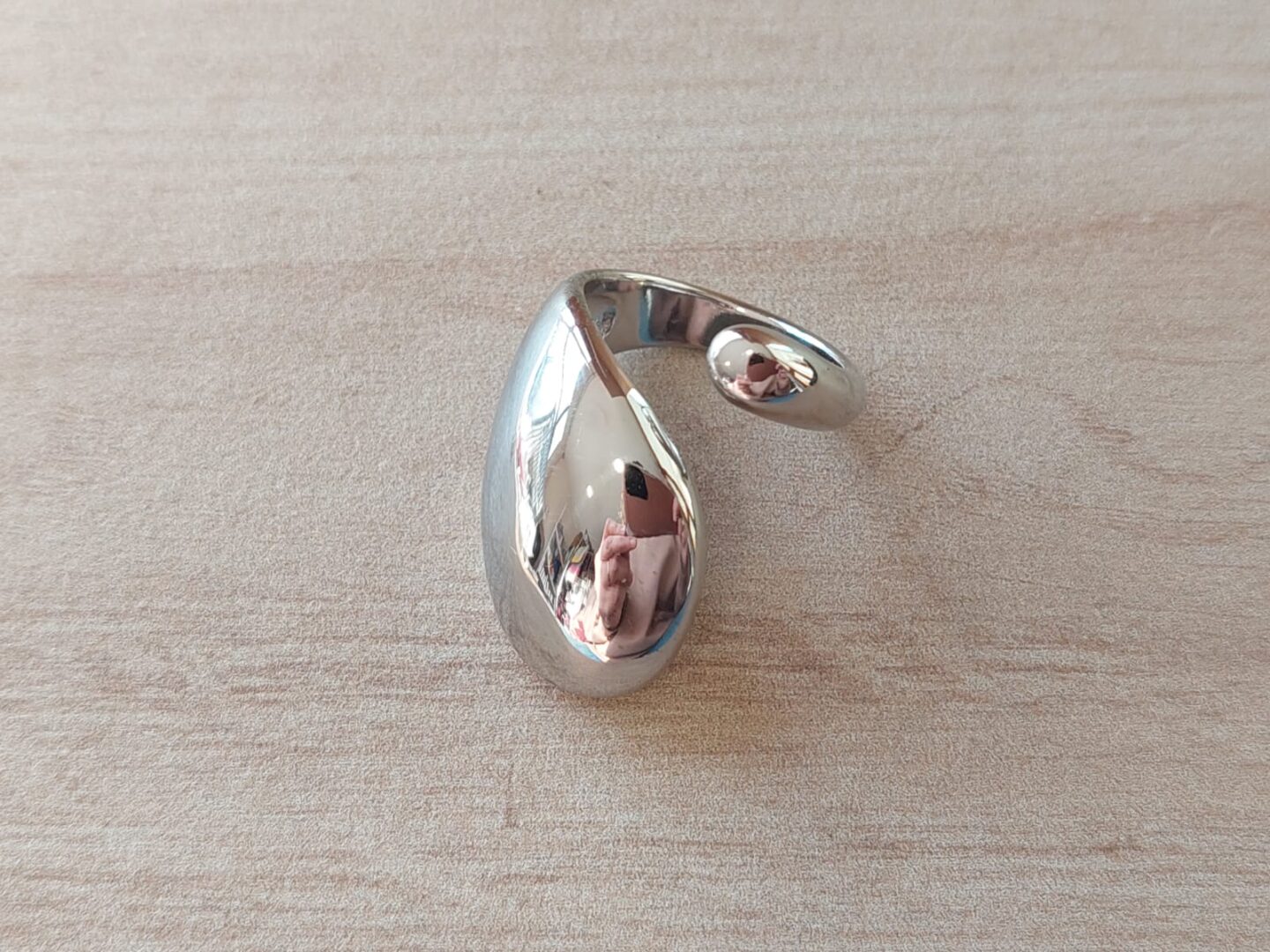 ANILLO DE ACERO TIPO CHUNKY ABIERTO IRREGULAR