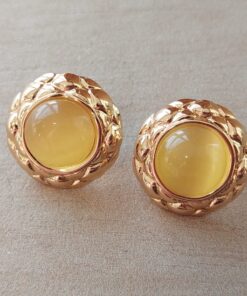 ARO DE ACERO DORADO PASANTE VINTAGE CON SÍMIL PIEDRA AMARILLA. TAMAÑO 22 MM