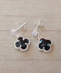 ARO DE ACERO BLANCO CUBIK CRISTAL CON DIJE VAN CLEEF COLOR NEGRO. LARGO 21 MM
