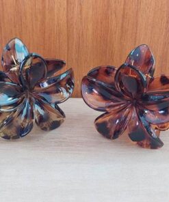 Broche flor 7,5 cm marron x12 unidades