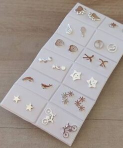 BLISTER DE AROS DE ACERO BLANCO FIGURA PULIDA CON ESPESOR X 12 PARES EN ALMOHADILLA EXHIBIDORA