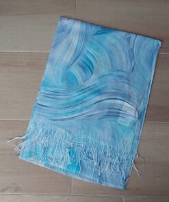 PASHMINA ESTAMPADA CON FLECOS 70 X 180 CM.