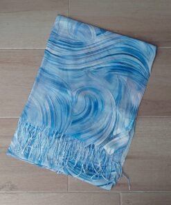 PASHMINA ESTAMPADA CON FLECOS 70 X 180 CM.