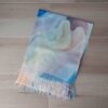 PASHMINA ESTAMPADA CON FLECOS 70 X 180 CM.