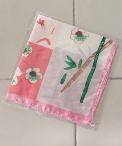 PAÑUELO RASADO ESTAMPADO 50 X 50