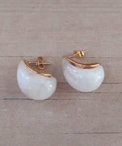 ARO DE ACERO DORADO PASANTE GOTA SÍMIL PIEDRA BLANCA 15 X 23 MM