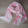 PASHMINA ESTAMPADA CON DETALLES DORADOS. 80 X 180 CM.