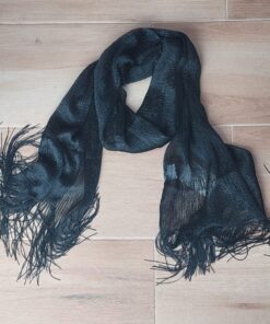 PASHMINA RED NEGRA CON FLECOS 45 X 180 CM.