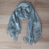 PASHMINA RED PLATEADA CON FLECOS 45 X 180 CM.