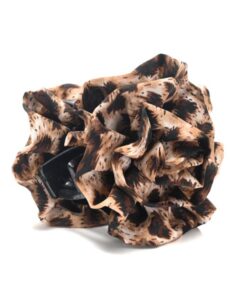 Broche con flor tela x 12u.