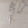 ROSARIO BOLITA 3,5 MM. CENTRO MEDALLA MILAGROSA. LARGO 62 CM. PARTE COLGANTE 13 CM