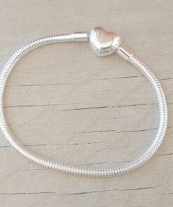PULSERA DE ACERO BLANCO COLA DE RATÓN 3 MM CON CIERRE ACERADO EN FORMA DE CORAZÓN GR. LARGO 18 CM