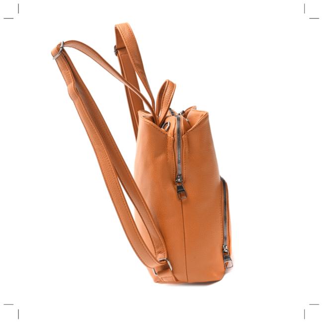 Mochila Tanger correa con remaches y llavero 30x28x10cm. x 1u. - Imagen 2